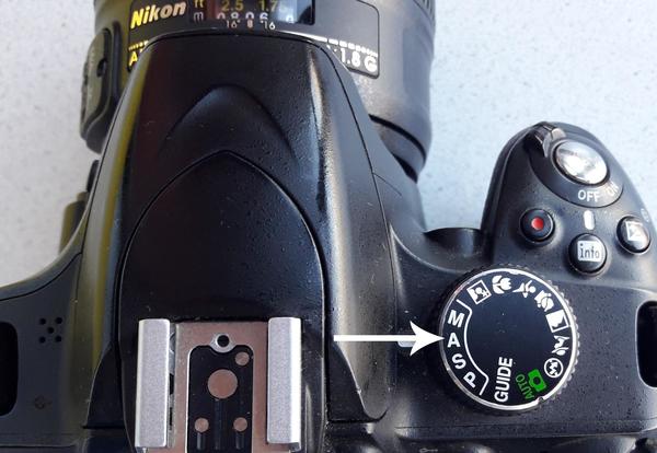 Включение ручного режима настройки диафрагмы на фотоаппарате Nikon